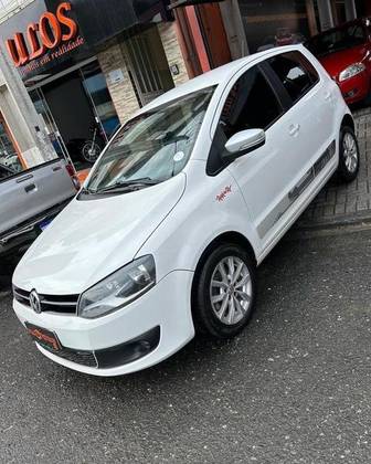 VOLKSWAGEN FOX 1.6 MI 8V FLEX 4P AUTOMATIZADO VOLKSWAGEN FOX 1.6 MI 8V FLEX 4P AUTOMATIZADO